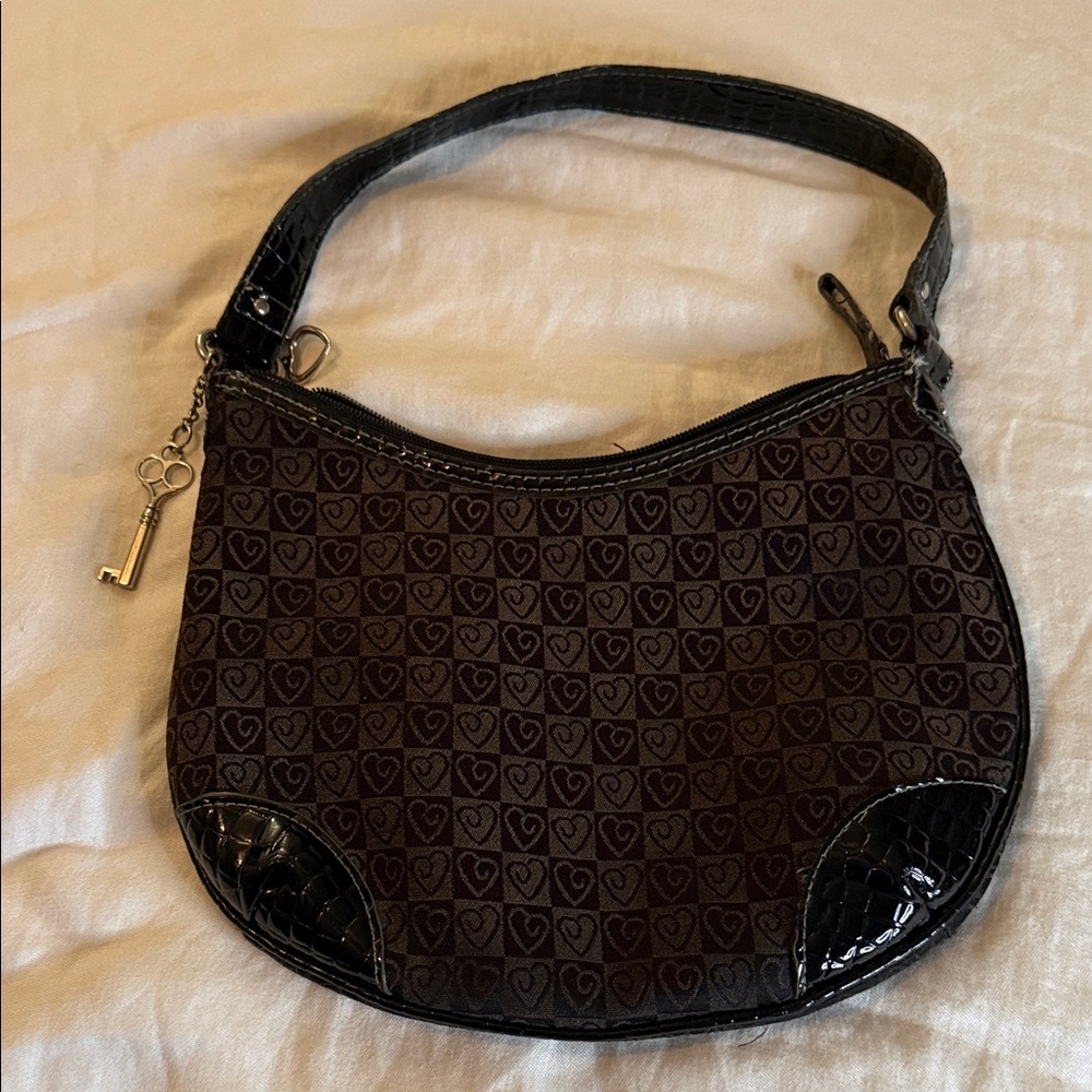 Elegant Heart Patterned Black Shoulder Bag